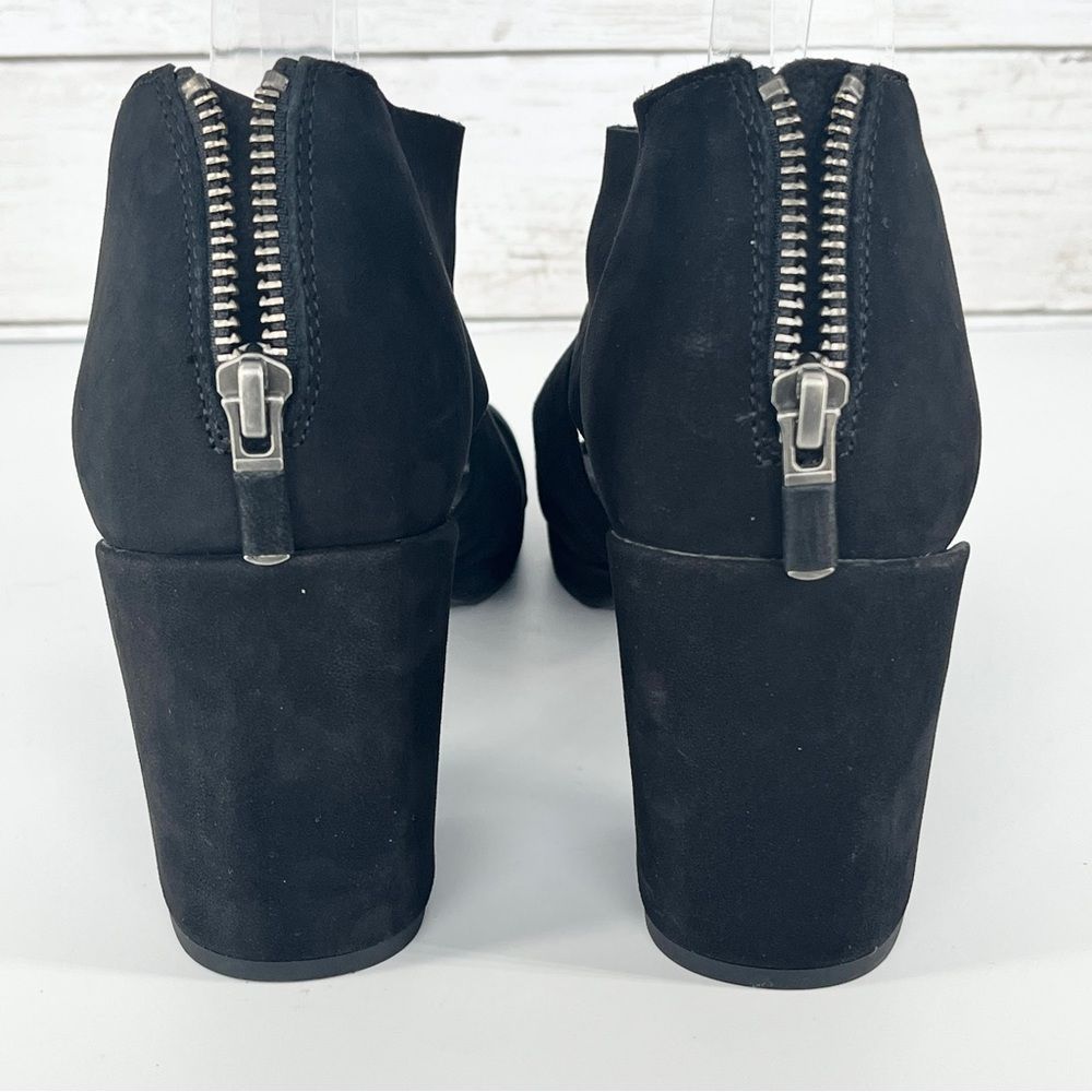 EILEEN FISHER Marla Strappy Sandal in Black Leather Size 9 NWOT - Picture 11 of 14